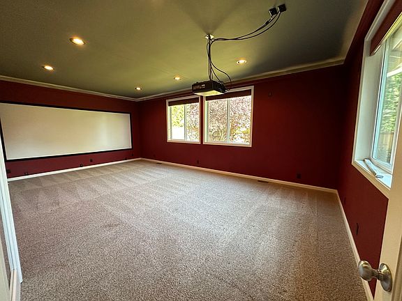 2nd image of 548 237th Ave SE