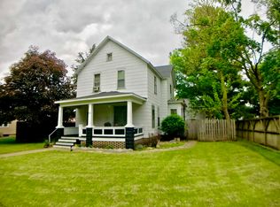 121 E Martin St, Forrest, IL 61741