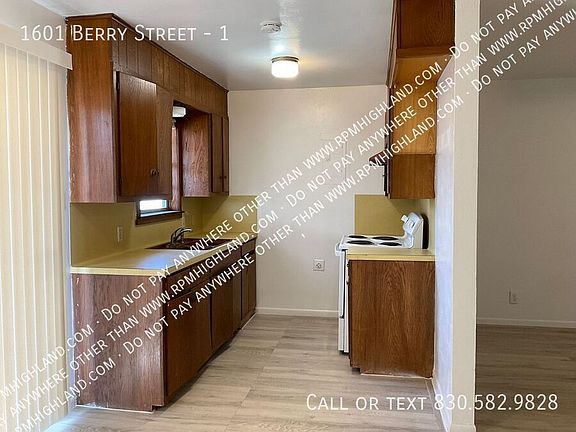 4th image of 1601 Berry St Unit 1