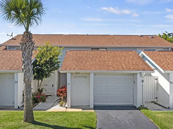 24 Chippingwood Ln, Ormond Beach, FL 32176