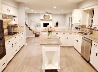 1627 Hendrix Dr, Irving, TX 75061