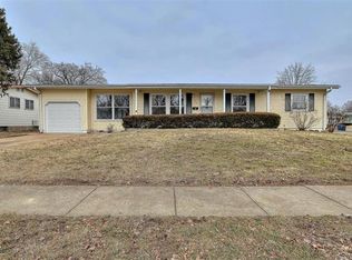 625 Madison Ln, Florissant, MO 63031
