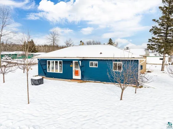 58 Horn Blvd, Silver Bay, MN 55614
