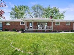 4561 Newbury Dr, Vermilion, OH 44089