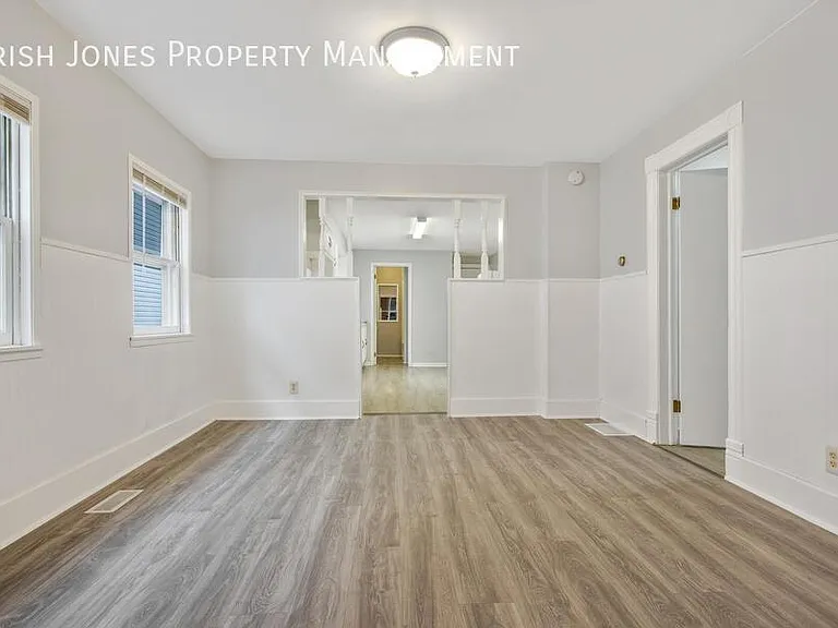 50 Ryan St #1 — Photo 10