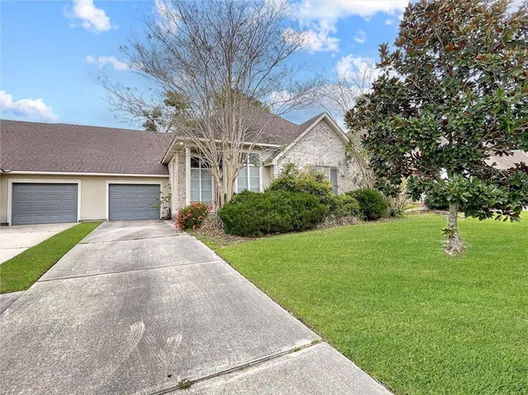 185 Cross Creek Dr #B, Slidell, LA 70461