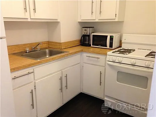 Rented by Oxford Property Group | media 14