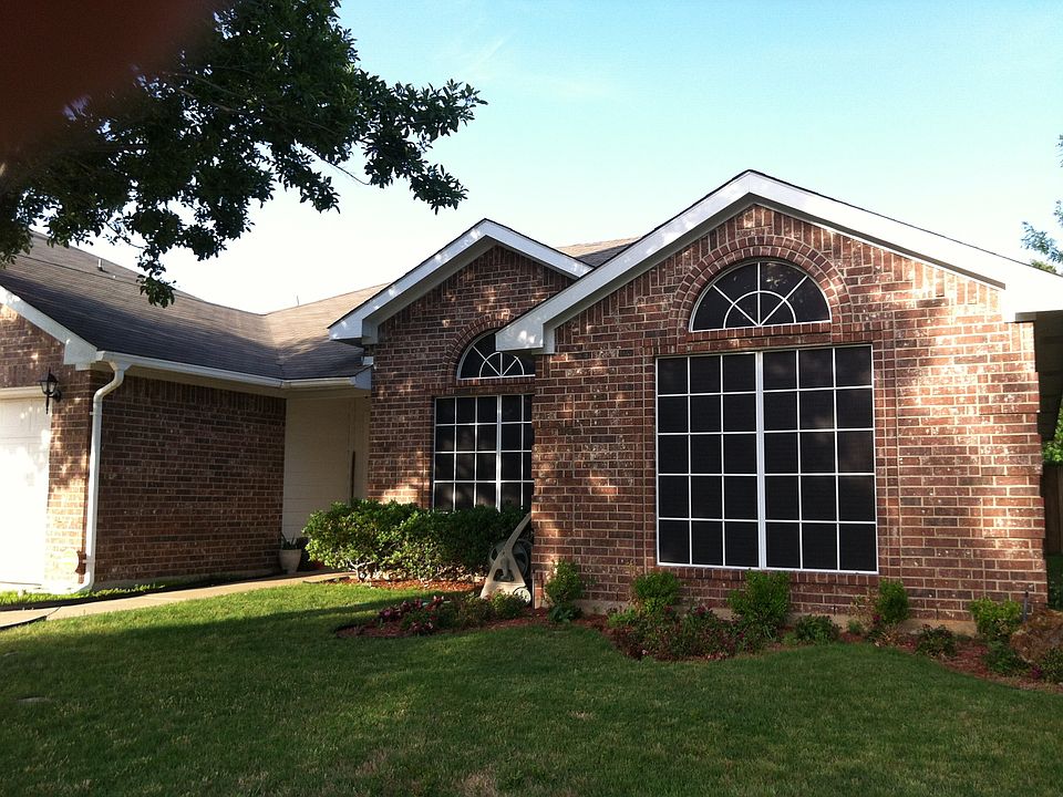 1st image of 7029 Park Green Dr