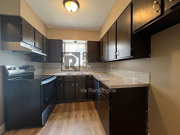 5th image of 2719 Leisure Dr