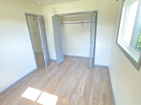 2nd image of 836 Brighton St
