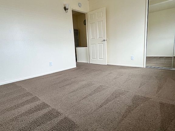 5th image of 1022-1070 Williams St #1060