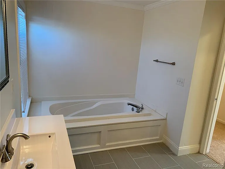 4783 Hickory Pointe Blvd — Photo 28