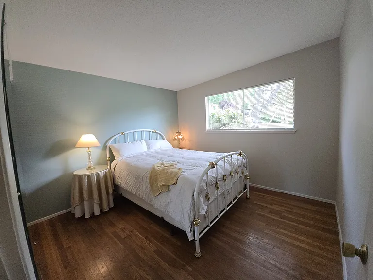 NE Bedroom