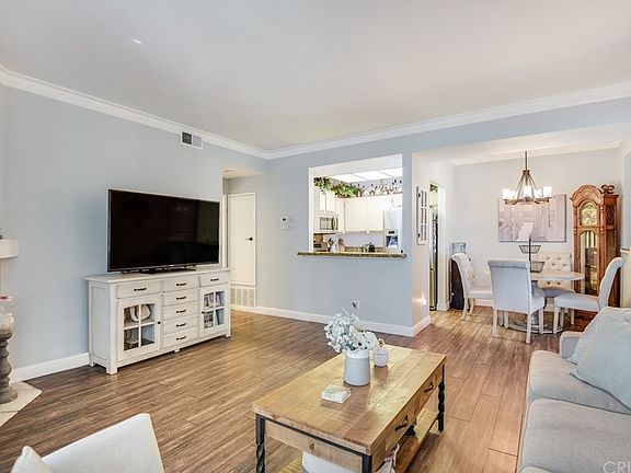 5th image of 24129 Del Monte Dr Unit 157