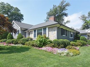 31 Grove Ln, Bronxville, NY 10708