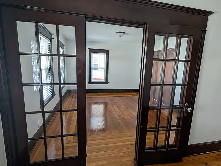 8 Howard Ave #1 — Photo 7