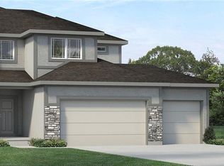 836 Reed Dr, Raymore, MO 64083