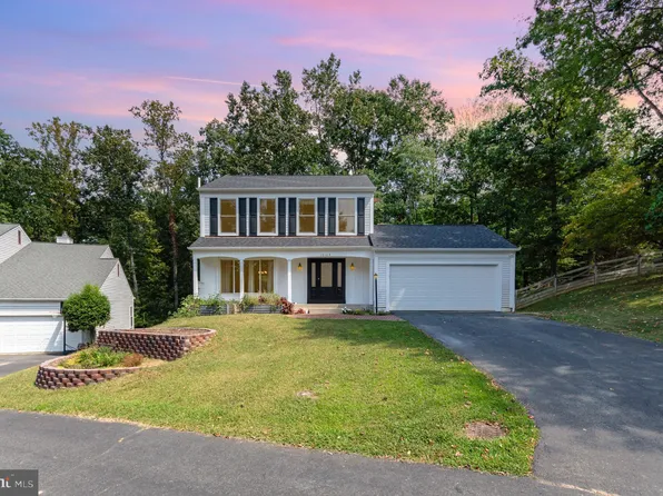 13109 Holly Leaf Ct, Woodbridge, VA 22192