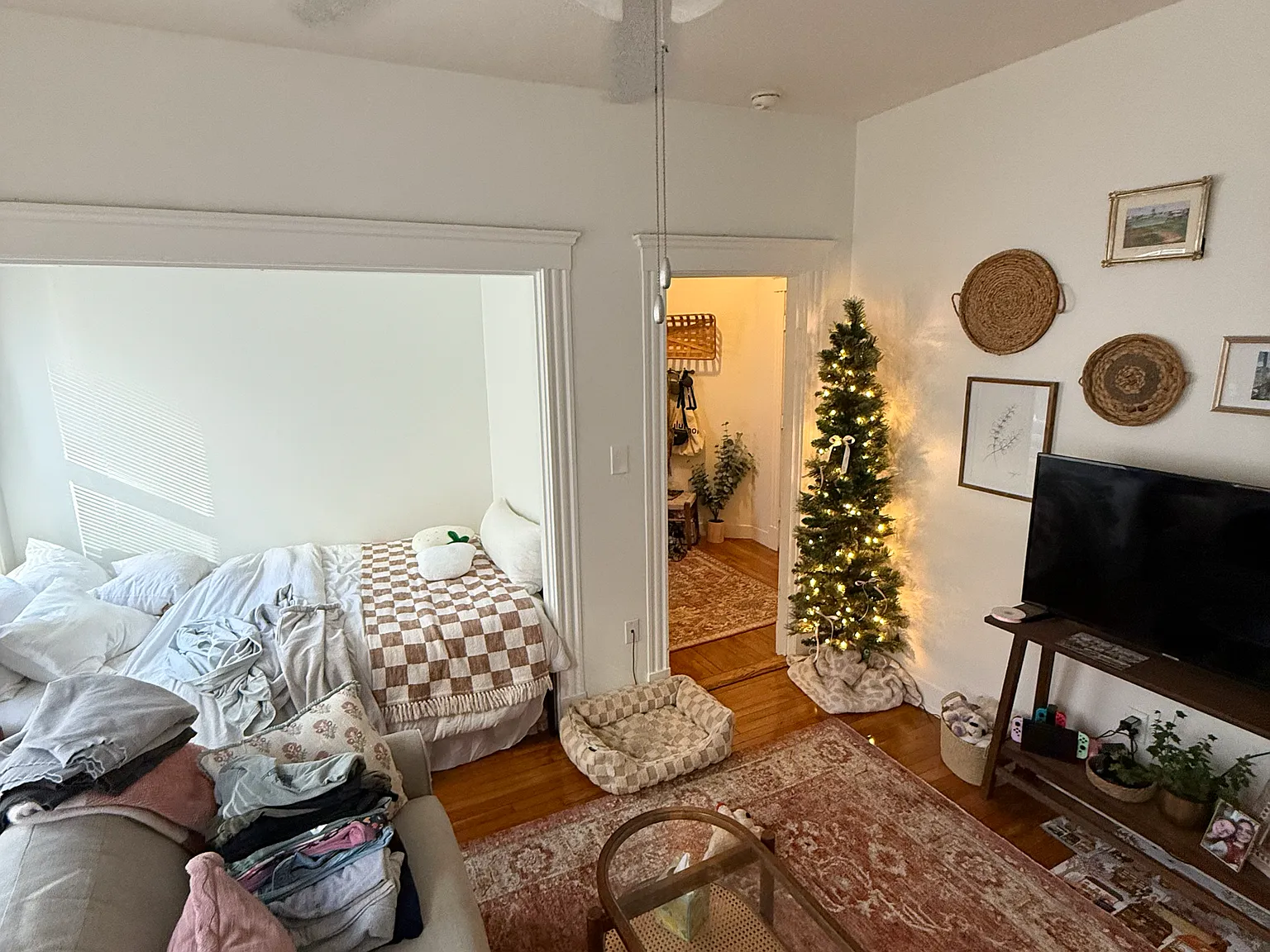Studio, 450 sqft, $2,300 — Photo 1