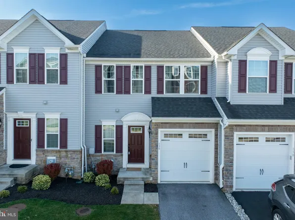 136 Cricket Dr, Malvern, PA 19355