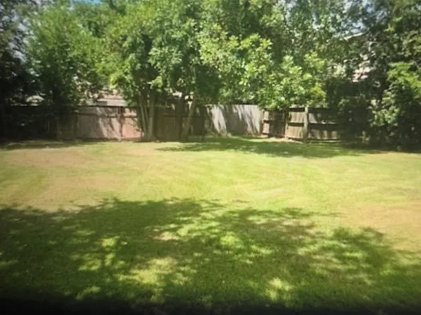 4122 Hartt St, Houston, TX 77025