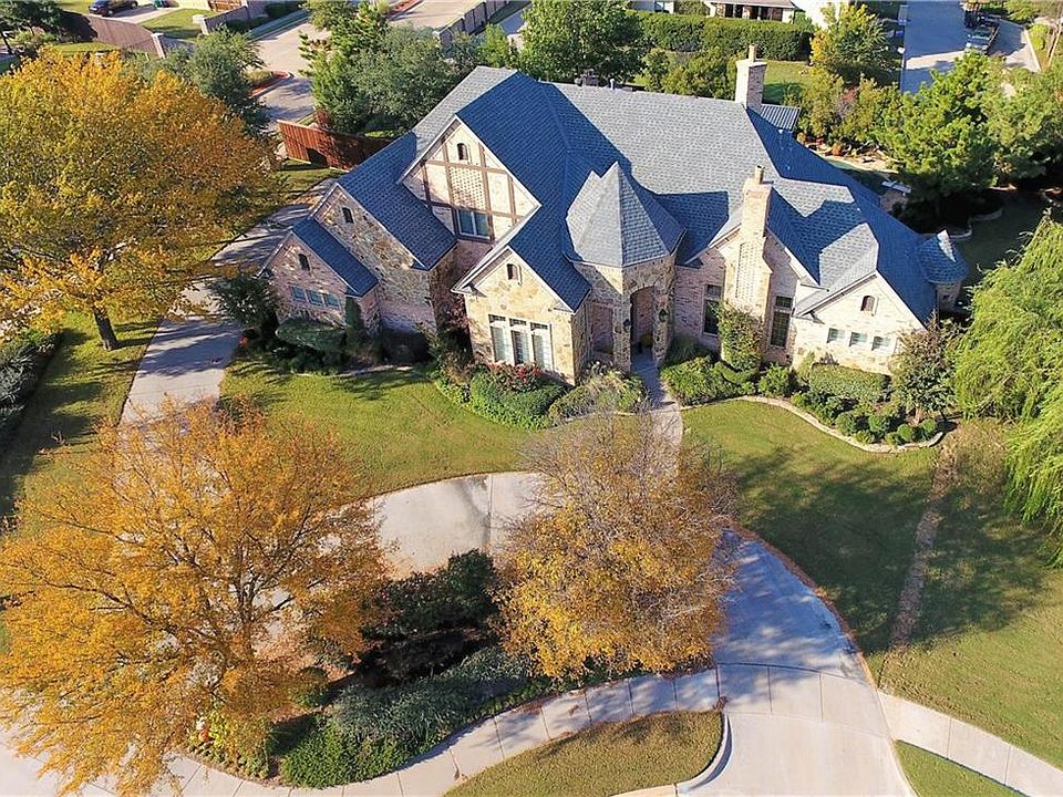 1st image of 401 Lamplighter Dr