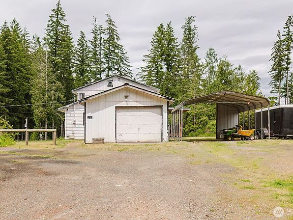 3rd image of 8025 W Wildcat Lake Road