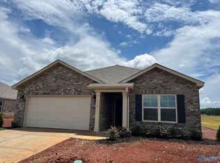 177 Tobin Ln, Hazel Green, AL 35750