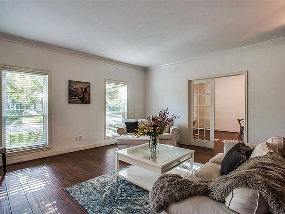 5th image of 1302 Valley Glen Dr