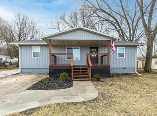 209 E Miller St, Mansfield, MO 65704