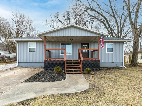 209 E Miller Street, Mansfield, MO 65704