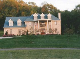 360 Sunset Dr, Baden, PA 15005
