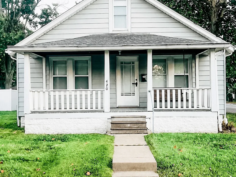 420 W Madison St