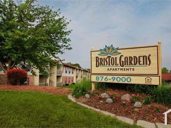 4725 N Martin Luther King Jr Dr APT 210, Decatur, IL 62526