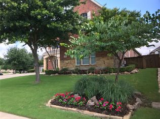 8006 Edenmore Ln, Rowlett, TX 75089