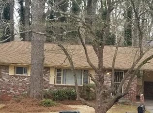 2650 Farley St, East Pt, GA 30344