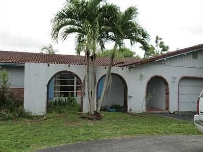 1st image of 11023 Glenwood Dr