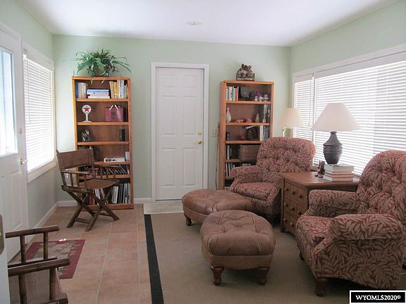 2nd image of 232 Condit Ct
