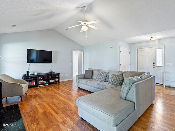 5th image of 7323 Rabbit Hollow Drive