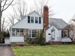 1268 Dorsh Rd, South Euclid, OH 44121