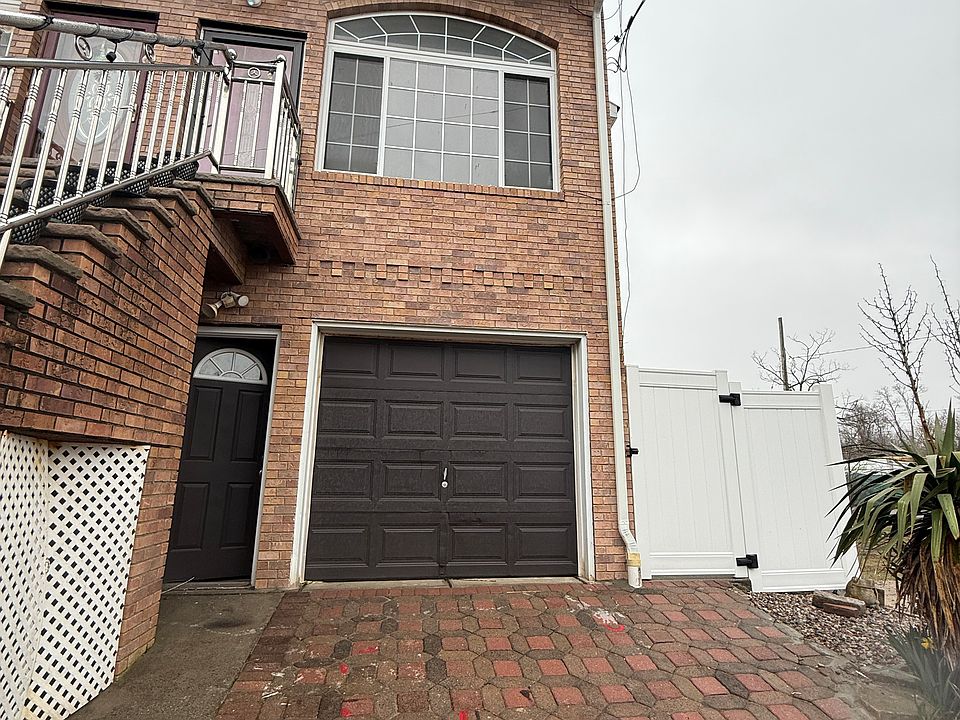 1st image of 753 Quincy Ave #1