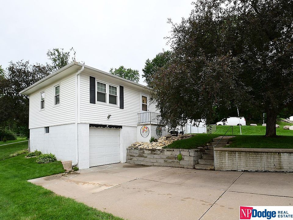 8625 Blondo St, Omaha, NE 68134 Zillow