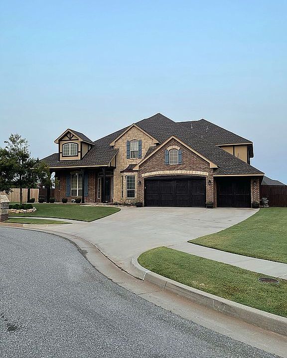 1st image of 14409 Yorkshire Ln