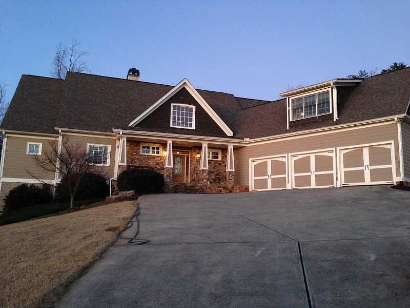 1st image of 228 Stillwater Ln
