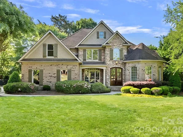 206 Pear Tree Ct, Fort Mill, SC 29715