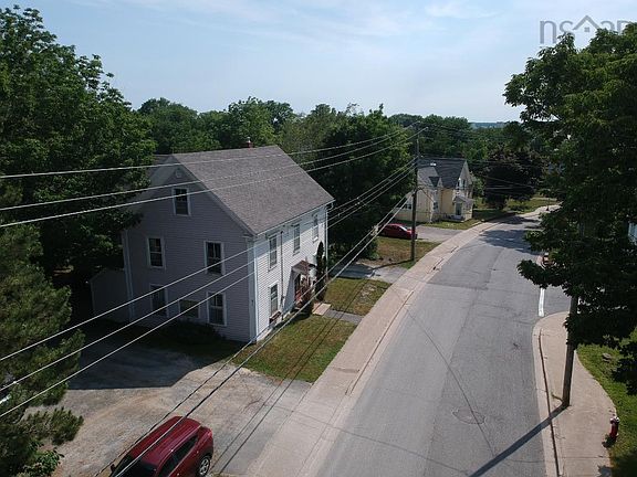 4th image of 31 Prince St