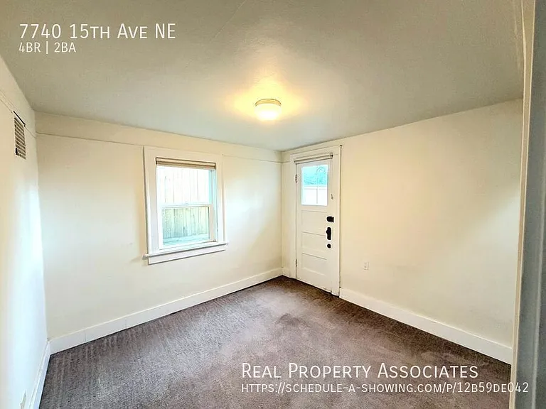 7740 15th Ave NE — Photo 12
