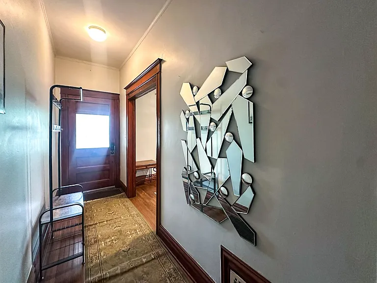 315 N Lincoln St — Photo 5