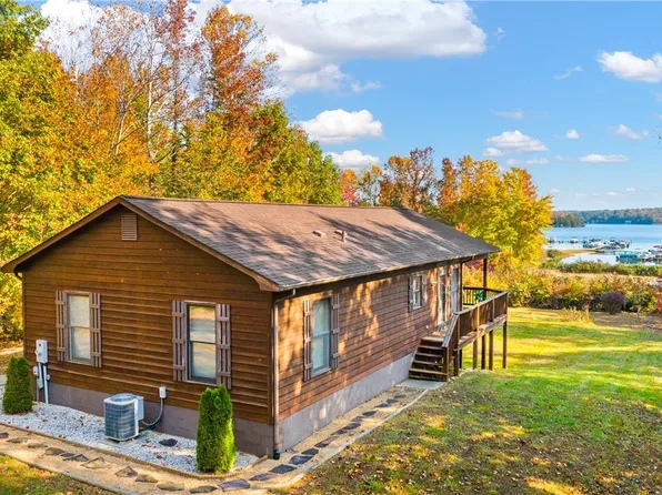 382 Lakewood Cir, Mineral, VA 23117