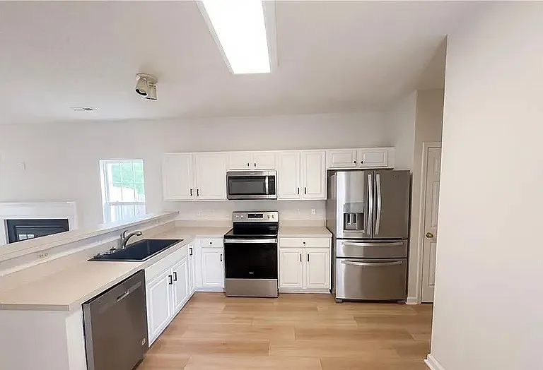 2851 Mossy Meadow Dr — Photo 3